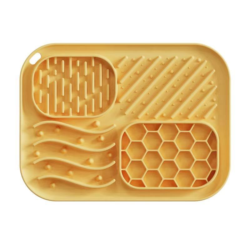 Four-Zone Lick Mat
